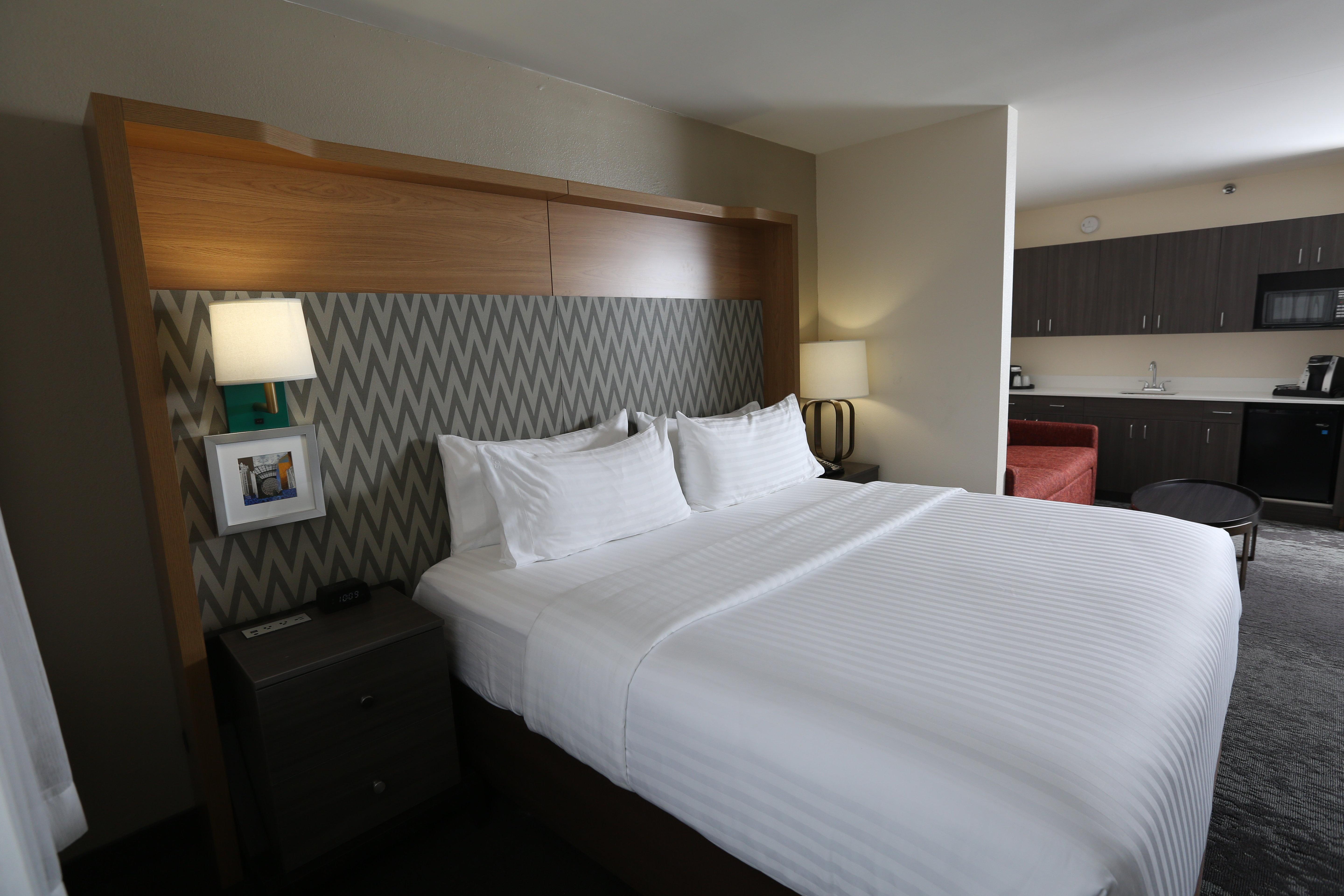 Holiday Inn Chicago North Shore By Ihg Skokie Exterior photo